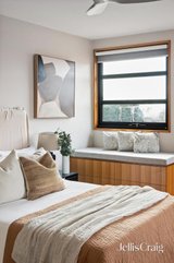 https://images.listonce.com.au/custom/160x/listings/10-waltham-street-richmond-vic-3121/507/01932507_img_20.jpg?T0K6v5LptEg