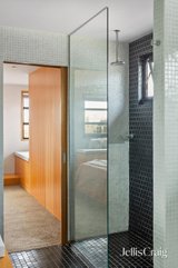 https://images.listonce.com.au/custom/160x/listings/10-waltham-street-richmond-vic-3121/507/01932507_img_22.jpg?HpGayM44lX8