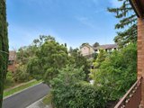 https://images.listonce.com.au/custom/160x/listings/10-white-lodge-court-kew-vic-3101/403/00829403_img_08.jpg?aquJOoCa1IQ