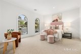 https://images.listonce.com.au/custom/160x/listings/10-wilton-crescent-wheelers-hill-vic-3150/652/01985652_img_22.jpg?u6fdTtAJNVc