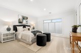 https://images.listonce.com.au/custom/160x/listings/10-wilton-crescent-wheelers-hill-vic-3150/652/01985652_img_24.jpg?fuiULkf9qgo