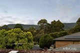 https://images.listonce.com.au/custom/160x/listings/10-wilton-crescent-wheelers-hill-vic-3150/652/01985652_img_27.jpg?5bzNQQn3rks