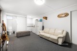 https://images.listonce.com.au/custom/160x/listings/10-woodlands-road-enfield-vic-3352/530/01291530_img_15.jpg?0gHhk5Znciw