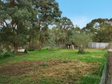 https://images.listonce.com.au/custom/160x/listings/10-yeomans-road-kangaroo-ground-vic-3097/226/00940226_img_14.jpg?z8lTpnkAb9Y