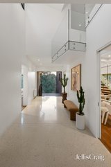 https://images.listonce.com.au/custom/160x/listings/100-110-husseys-lane-warrandyte-vic-3113/398/01912398_img_05.jpg?4Y7w5hbq4FM