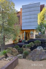 https://images.listonce.com.au/custom/160x/listings/100-110-husseys-lane-warrandyte-vic-3113/398/01912398_img_25.jpg?6swYPLKUwvY