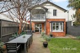 https://images.listonce.com.au/custom/160x/listings/100-addison-street-elwood-vic-3184/060/01936060_img_15.jpg?lucFinVNmNI
