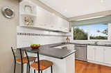 https://images.listonce.com.au/custom/160x/listings/100-buckingham-drive-heidelberg-vic-3084/042/00717042_img_04.jpg?cOT_ZIPoWbk