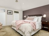 https://images.listonce.com.au/custom/160x/listings/100-iffla-street-south-melbourne-vic-3205/201/01087201_img_08.jpg?y_1Q4nFYiVQ