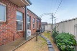 https://images.listonce.com.au/custom/160x/listings/100-larter-street-golden-point-vic-3350/441/01910441_img_07.jpg?XdLpjArg3TQ