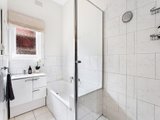 https://images.listonce.com.au/custom/160x/listings/100-ruskin-street-elwood-vic-3184/582/01793582_img_08.jpg?MBhbv8Stt9c