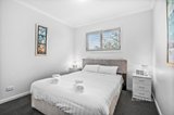 https://images.listonce.com.au/custom/160x/listings/100-settlement-road-belmont-vic-3216/978/01681978_img_09.jpg?lEIO1ZAy4EQ