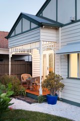 https://images.listonce.com.au/custom/160x/listings/100-thomson-street-northcote-vic-3070/249/01019249_img_02.jpg?mS8jiTMFjK8