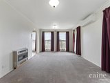 https://images.listonce.com.au/custom/160x/listings/1004-norman-street-wendouree-vic-3355/671/01576671_img_05.jpg?va2sR_recGw