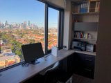 https://images.listonce.com.au/custom/160x/listings/1004115-beach-street-port-melbourne-vic-3207/147/01090147_img_11.jpg?0_Q_HQTYRYE