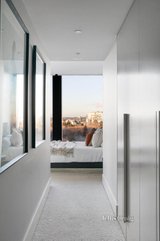 https://images.listonce.com.au/custom/160x/listings/100635-spring-street-melbourne-vic-3000/557/01548557_img_06.jpg?N5jjSFsd7ZY