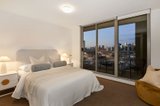 https://images.listonce.com.au/custom/160x/listings/1007101-bay-street-port-melbourne-vic-3207/570/01850570_img_13.jpg?pHOw74Fs2-M