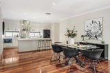 https://images.listonce.com.au/custom/160x/listings/101-caledonia-street-st-andrews-vic-3761/499/01336499_img_10.jpg?ZGOvXEiwRqI