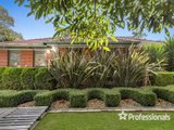 https://images.listonce.com.au/custom/160x/listings/101-cherylnne-crescent-kilsyth-vic-3137/972/01525972_img_08.jpg?VrYXL99BvHc