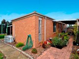 https://images.listonce.com.au/custom/160x/listings/101-flinders-avenue-lara-vic-3212/585/01699585_img_10.jpg?rItV1t16Ihs