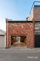 https://images.listonce.com.au/custom/160x/listings/101-turner-street-abbotsford-vic-3067/607/01905607_img_09.jpg?raVV2MQN-e0