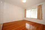 https://images.listonce.com.au/custom/160x/listings/101-whites-lane-glen-waverley-vic-3150/420/01942420_img_04.jpg?iTwRKa1iV7o
