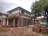 https://images.listonce.com.au/custom/160x/listings/101-woodhouse-grove-box-hill-north-vic-3129/838/01743838_img_01.jpg?gQGEUKXhXoA