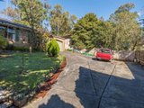https://images.listonce.com.au/custom/160x/listings/101-york-road-mount-evelyn-vic-3796/580/01524580_img_02.jpg?zxZ428QtunI