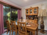 https://images.listonce.com.au/custom/160x/listings/101-york-road-mount-evelyn-vic-3796/580/01524580_img_06.jpg?5sgRUX6xBK4
