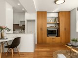 https://images.listonce.com.au/custom/160x/listings/1010-mountain-street-south-melbourne-vic-3205/057/01090057_img_01.jpg?MB-Dk_8oLL4