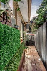 https://images.listonce.com.au/custom/160x/listings/10100-st-elmo-road-ivanhoe-vic-3079/412/01572412_img_11.jpg?n3zxxbki2u4