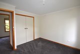 https://images.listonce.com.au/custom/160x/listings/10104-sherlock-road-mooroolbark-vic-3138/086/01986086_img_05.jpg?Q_O91Yc9RGQ
