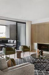https://images.listonce.com.au/custom/160x/listings/1011-bryson-avenue-brighton-vic-3186/479/01932479_img_13.jpg?SV-0F2NWeNk