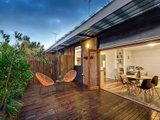 https://images.listonce.com.au/custom/160x/listings/1011-lisson-grove-hawthorn-vic-3122/370/00829370_img_05.jpg?6L1zvPBLFfA