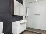 https://images.listonce.com.au/custom/160x/listings/101112-pier-street-altona-vic-3018/490/01202490_img_07.jpg?cze-l5v-dqY