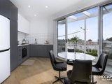 https://images.listonce.com.au/custom/160x/listings/101129-douglas-parade-williamstown-vic-3016/550/01203550_img_04.jpg?H7Cn28rT55U