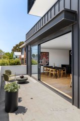 https://images.listonce.com.au/custom/160x/listings/10116-separation-street-northcote-vic-3070/857/01626857_img_02.jpg?LIYtkdNjoxw