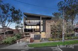 https://images.listonce.com.au/custom/160x/listings/10125-pryor-street-eltham-vic-3095/944/01821944_img_01.jpg?LlbgvpRgOWM