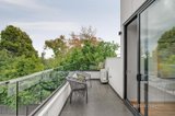 https://images.listonce.com.au/custom/160x/listings/101307-barkers-road-kew-vic-3101/388/01359388_img_03.jpg?tSYRnD6NPnQ