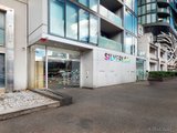 https://images.listonce.com.au/custom/160x/listings/1013338-kings-way-south-melbourne-vic-3205/412/01718412_img_04.jpg?6x1QzQT6edI