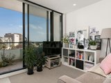 https://images.listonce.com.au/custom/160x/listings/101352-park-street-south-melbourne-vic-3205/077/01090077_img_04.jpg?CW9XAQb_-gE