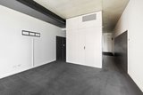 https://images.listonce.com.au/custom/160x/listings/101365-coventry-st-southbank-vic-3006/761/01984761_img_05.jpg?W-SiEfPweHI