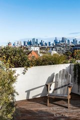 https://images.listonce.com.au/custom/160x/listings/10141-miller-street-brunswick-east-vic-3057/635/01916635_img_06.jpg?uI-pTfoUi3I