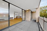 https://images.listonce.com.au/custom/160x/listings/101439-camberwell-road-camberwell-vic-3124/288/01753288_img_09.jpg?BsYCjz_dGIk