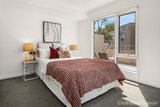 https://images.listonce.com.au/custom/160x/listings/1015-liardet-street-port-melbourne-vic-3207/448/01794448_img_05.jpg?7IJxRZZSBoo