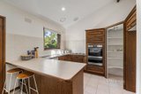 https://images.listonce.com.au/custom/160x/listings/1016-florence-street-blackburn-vic-3130/982/01436982_img_04.jpg?_ZHohIktI-M