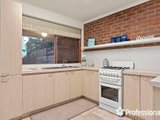 https://images.listonce.com.au/custom/160x/listings/1017-23-ervin-road-kilsyth-vic-3137/479/01526479_img_04.jpg?RVwlyNLMCDk