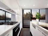 https://images.listonce.com.au/custom/160x/listings/1017-pine-avenue-elwood-vic-3184/650/01794650_img_03.jpg?54WlmrvlcsI