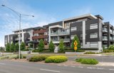 https://images.listonce.com.au/custom/160x/listings/10187-reynolds-road-doncaster-east-vic-3109/912/01700912_img_06.jpg?cG-3MIZymok