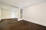 https://images.listonce.com.au/custom/160x/listings/10196-ormond-road-elwood-vic-3184/543/01780543_img_04.jpg?LUIZg-nM1z4